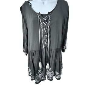 Taylor & Sage Charcoal Blouse with Ivory Detailing